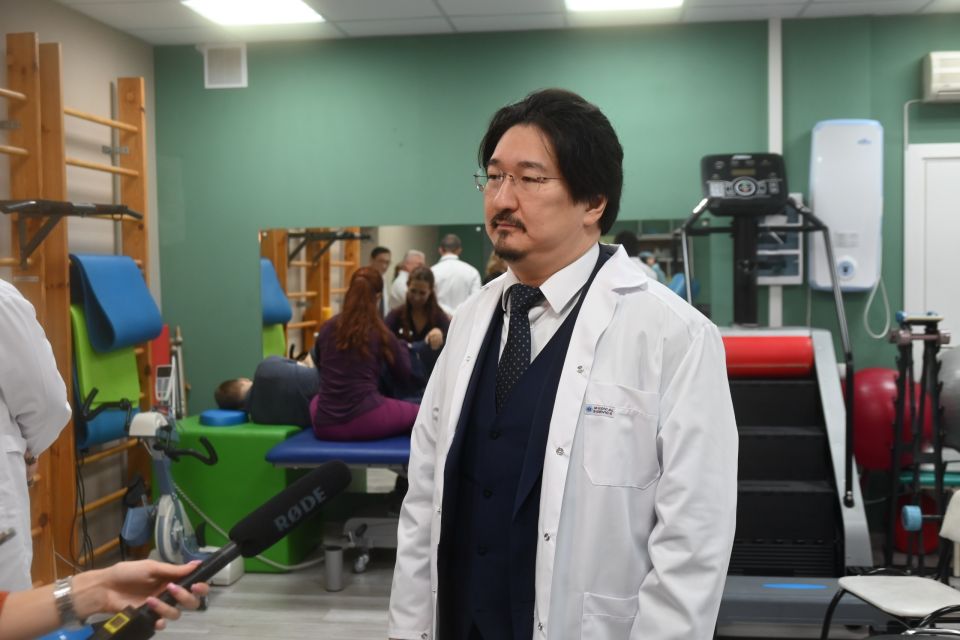 Видновскую клиническую больницу Ленинского округа с рабочим визитом посетил депутат Государственной Думы РФ, заместитель руководителя комитета по охране здоровья Бадма Башанкаев Видновскую клиническую больницу Ленинского округа с рабочим визитом посетил депутат Государственной Думы РФ, заместитель руководителя комитета по охране здоровья Бадма Башанкаев