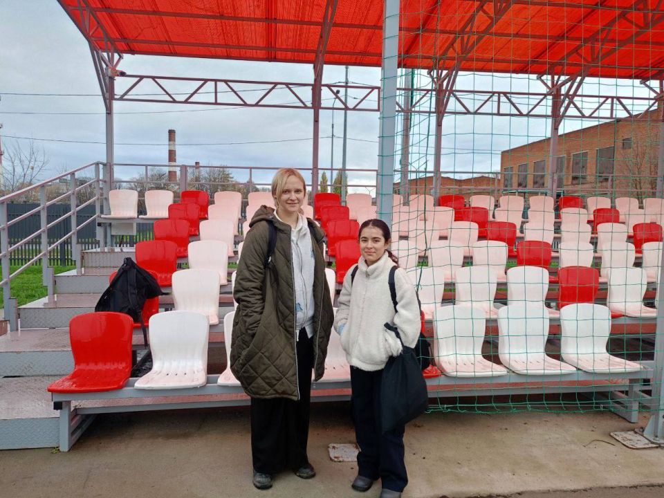 Школьники муниципального округа Чехов посетили обновлённый стадион "Гидросталь" Школьники муниципального округа Чехов посетили обновлённый стадион "Гидросталь"