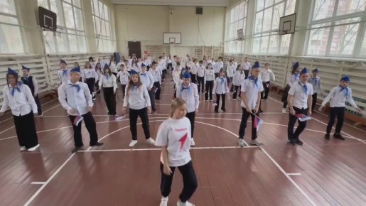 В рамках празднования Дня народного единства среди 7 классов прошел яркий и запоминающийся флешмоб!