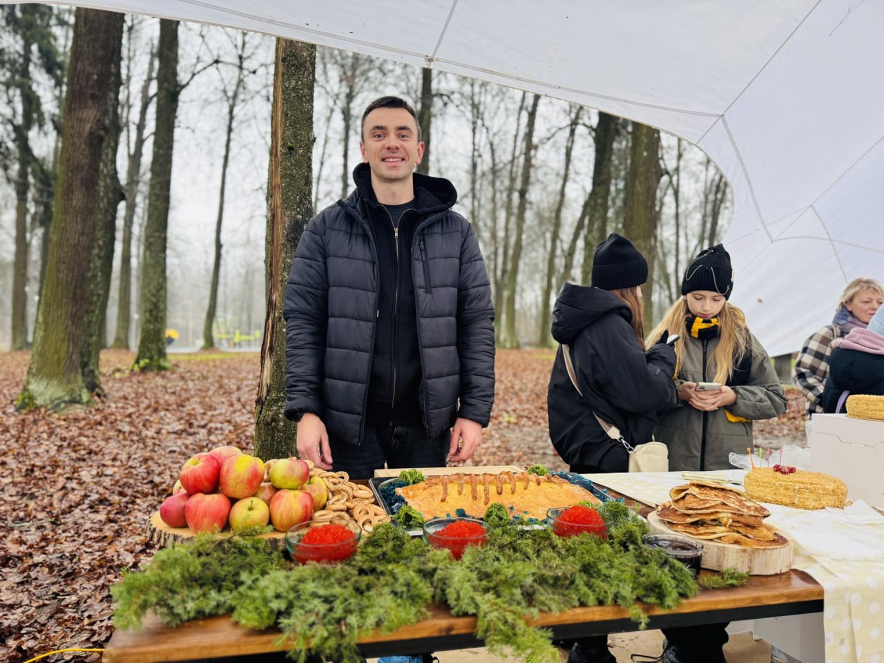 В День народного единства Сергиев Посад стал площадкой для проведения первого кулинарного конкурса «Вкус России» В День народного единства Сергиев Посад стал площадкой для проведения первого кулинарного конкурса «Вкус России»