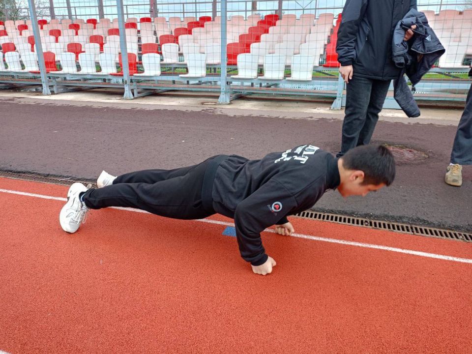 Школьники муниципального округа Чехов посетили обновлённый стадион "Гидросталь" Школьники муниципального округа Чехов посетили обновлённый стадион "Гидросталь"