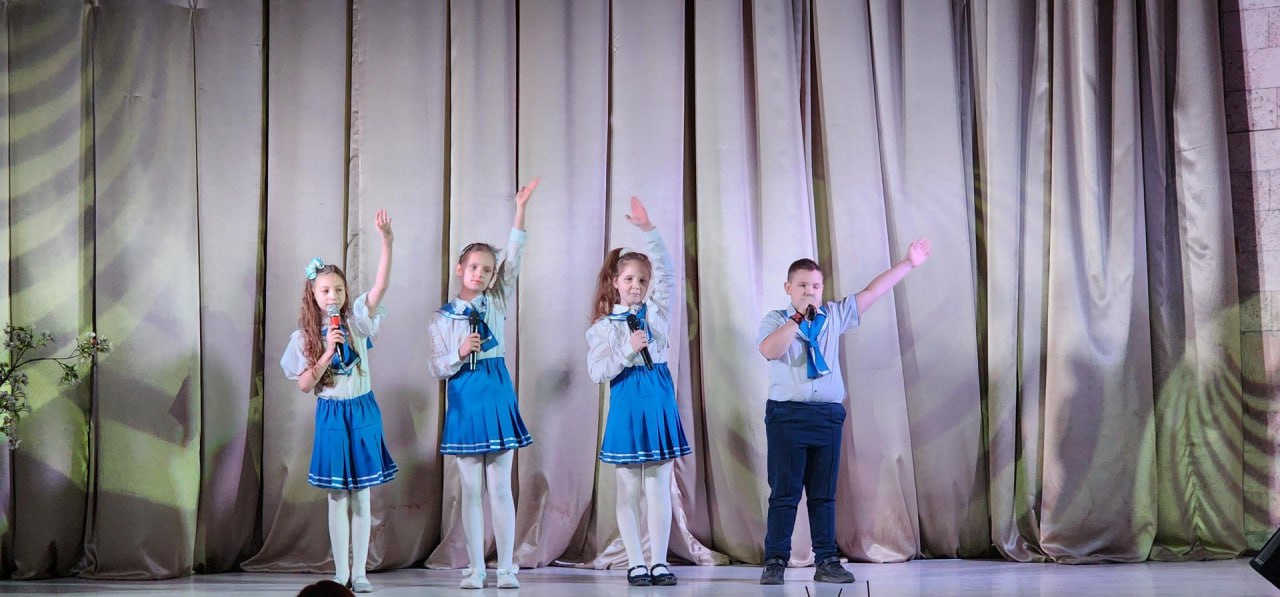 Концерты, выставки, угощения: в Долгопрудном отметили День народного единства Концерты, выставки, угощения: в Долгопрудном отметили День народного единства