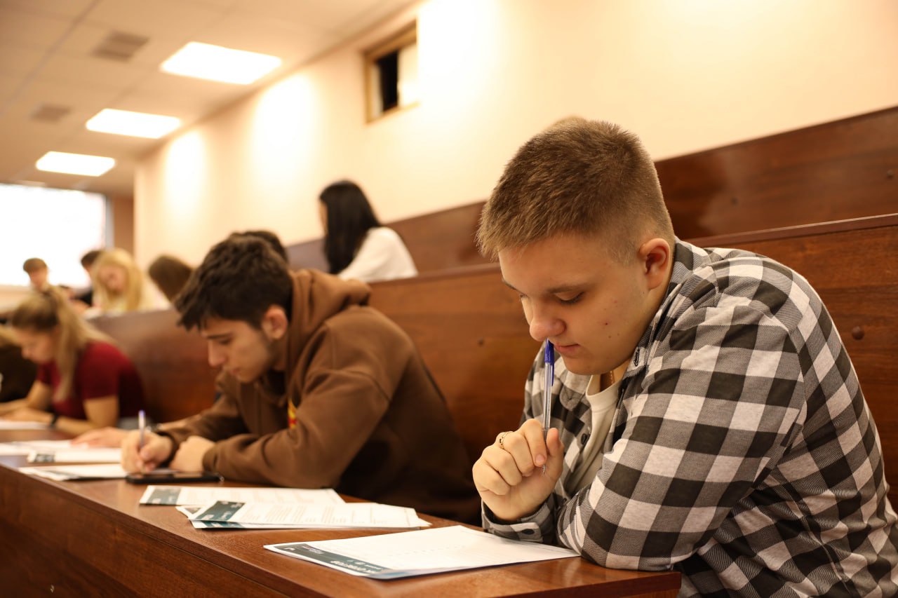 Этнографический диктант прошел в Российском университете кооперации Этнографический диктант прошел в Российском университете кооперации