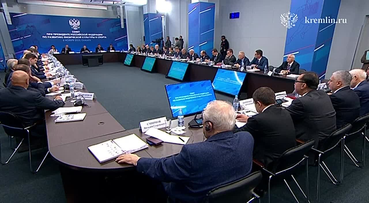 Школьные спортивные лиги должны быть созданы во всех субъектах Федерации – Владимир Путин на заседании Совета по развитию физкультуры и спорта