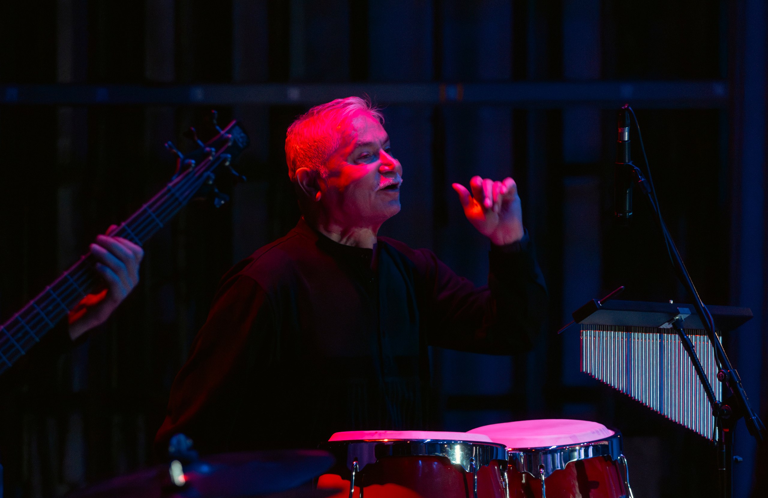 Наши новости. Во Дворце культуры «Дружба» г. Чехов состоялся удивительный вечер, который погрузил зрителей в мир настоящего музыкального колдовства, сотворённого коллективом «Венница» Наши новости. Во Дворце культуры «Дружба» г. Чехов состоялся удивительный вечер, который погрузил зрителей в мир настоящего музыкального колдовства, сотворённого коллективом «Венница»