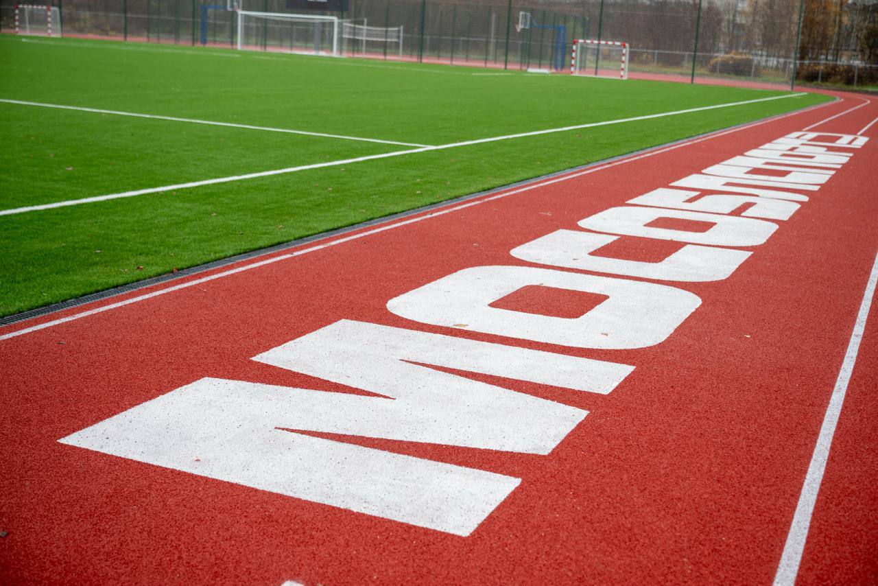 Андрей Булгаков: Во Фрязино дошли с жителями и до спортивной школы «Олимп» — проверить, как продвигается капитальный ремонт стадиона Андрей Булгаков: Во Фрязино дошли с жителями и до спортивной школы «Олимп» — проверить, как продвигается капитальный ремонт стадиона