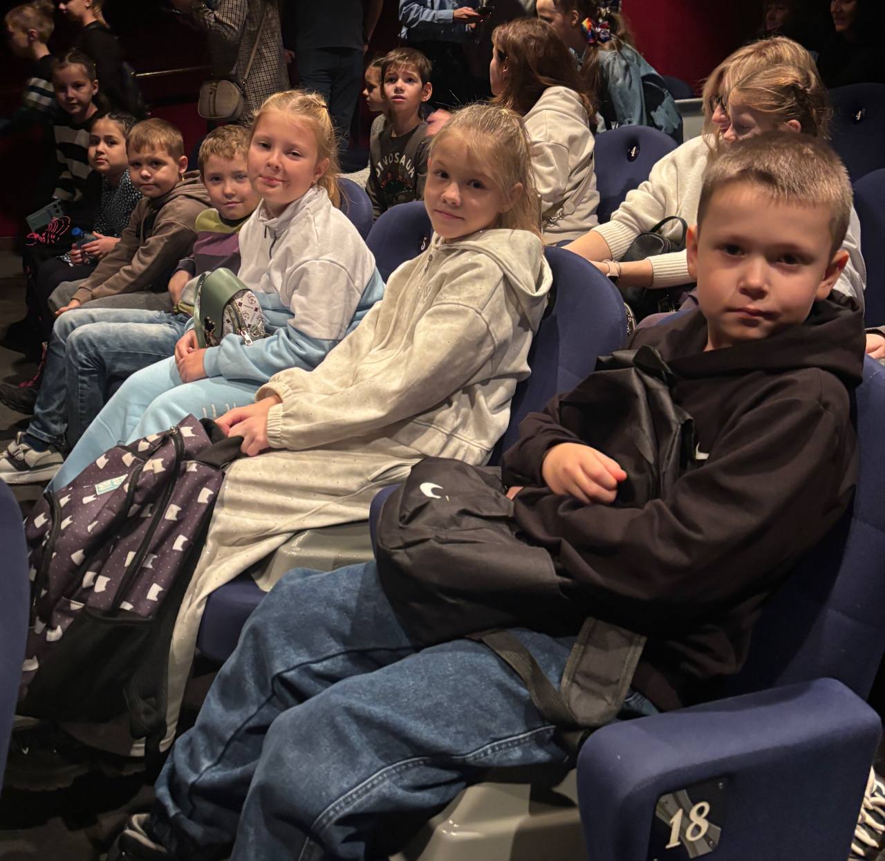 Учащиеся 1м, 2д и 4з классов МБОУ гимназии 2 (здание 2, п. Васькино) провели эти выходные просто волшебно! Учащиеся 1м, 2д и 4з классов МБОУ гимназии 2 (здание 2, п. Васькино) провели эти выходные просто волшебно!