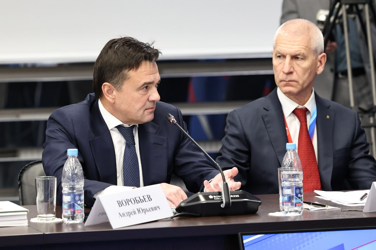 Андрей Воробьев: На Совете при Президенте РФ по развитию физической культуры и спорта доложил о проектах, которые мы реализуем в Подмосковье по поручению Владимира Владимировича Андрей Воробьев: На Совете при Президенте РФ по развитию физической культуры и спорта доложил о проектах, которые мы реализуем в Подмосковье по поручению Владимира Владимировича