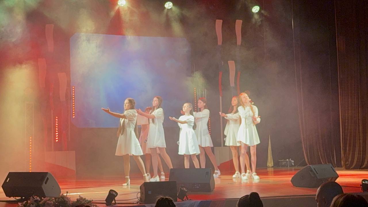 Вокальный ансамбль «Славяночка» из Быково завоевал Гран-при на конкурсе «Радуга талантов» Вокальный ансамбль «Славяночка» из Быково завоевал Гран-при на конкурсе «Радуга талантов»