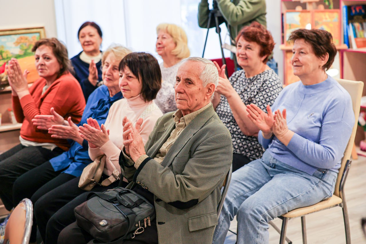 Родные напевы прозвучали для участников мытищинского клуба «Активное долголетие» Родные напевы прозвучали для участников мытищинского клуба «Активное долголетие»