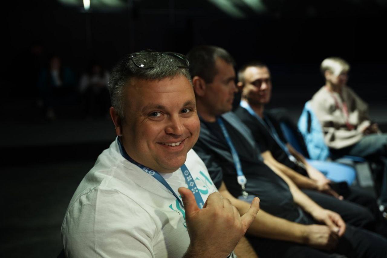 Члены люберецкого отделения Ассоциации ветеранов СВО Московской области продолжают открывать для себя творчество на «Тавриде.АРТ» в Крыму Члены люберецкого отделения Ассоциации ветеранов СВО Московской области продолжают открывать для себя творчество на «Тавриде.АРТ» в Крыму