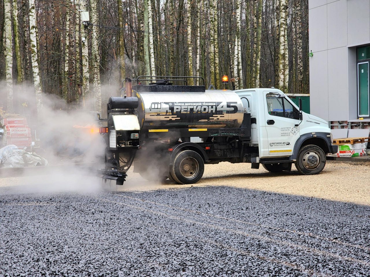 Игорь Сухин: Капитальный ремонт в здании Центра для детей и взрослых близится к завершению Игорь Сухин: Капитальный ремонт в здании Центра для детей и взрослых близится к завершению