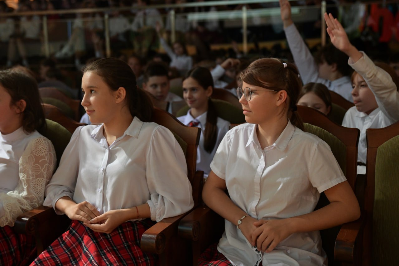 Более 300 учеников гимназии «Дмитров» стали участниками уникального для Подмосковья проекта Более 300 учеников гимназии «Дмитров» стали участниками уникального для Подмосковья проекта