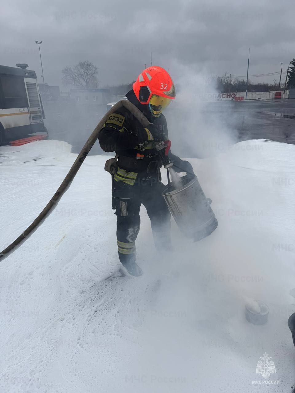 В Коломне провели межведомственные учения экстренных служб В Коломне провели межведомственные учения экстренных служб