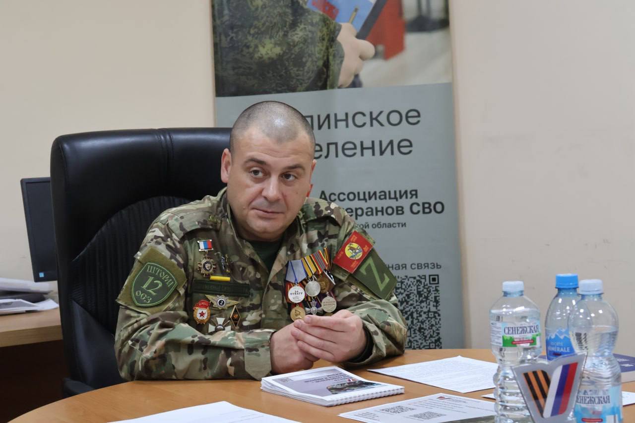 Тепло поддержки: глава округа поздравил дочь героя Тепло поддержки: глава округа поздравил дочь героя