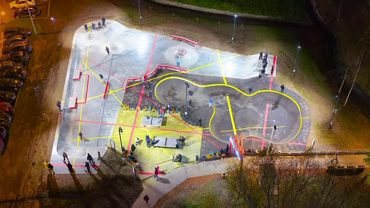 Станислав Каторов: Наш новый скейт-парк в Центральном городском парке включает в себя стрит-плазу, зону отдыха, амфитеатр и памп-трек