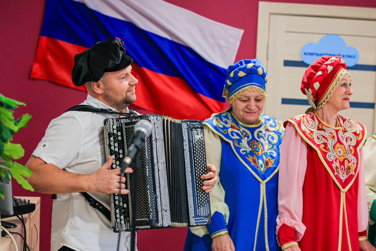 Родные напевы прозвучали для участников мытищинского клуба «Активное долголетие» Родные напевы прозвучали для участников мытищинского клуба «Активное долголетие»
