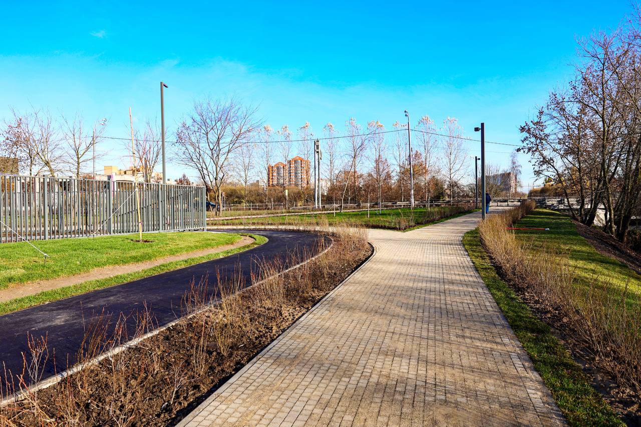 Юлия Купецкая: Продолжаем благоустройство набережной реки Яузы Юлия Купецкая: Продолжаем благоустройство набережной реки Яузы