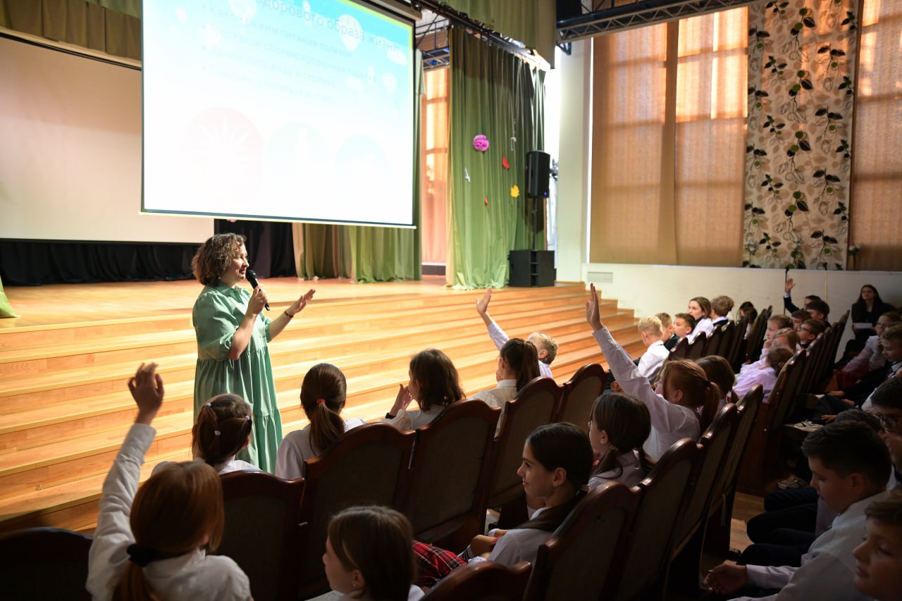 Более 300 учеников гимназии «Дмитров» стали участниками уникального для Подмосковья проекта Более 300 учеников гимназии «Дмитров» стали участниками уникального для Подмосковья проекта