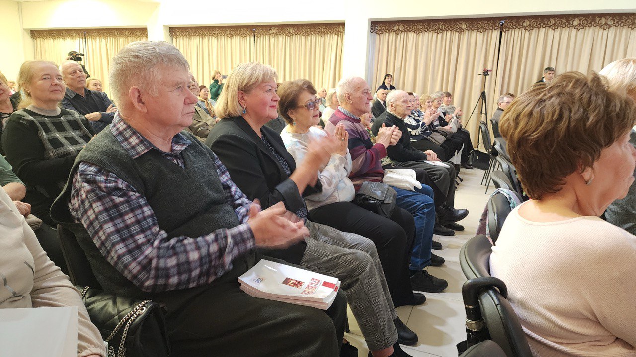 В Красногорске представили новый выпуск историко-краеведческого альманаха «Красногорье» В Красногорске представили новый выпуск историко-краеведческого альманаха «Красногорье»