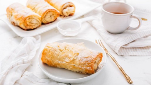 Этот фирменный яблочный пирог часто пекли в семье Шолохова: вот чем лакомился писатель