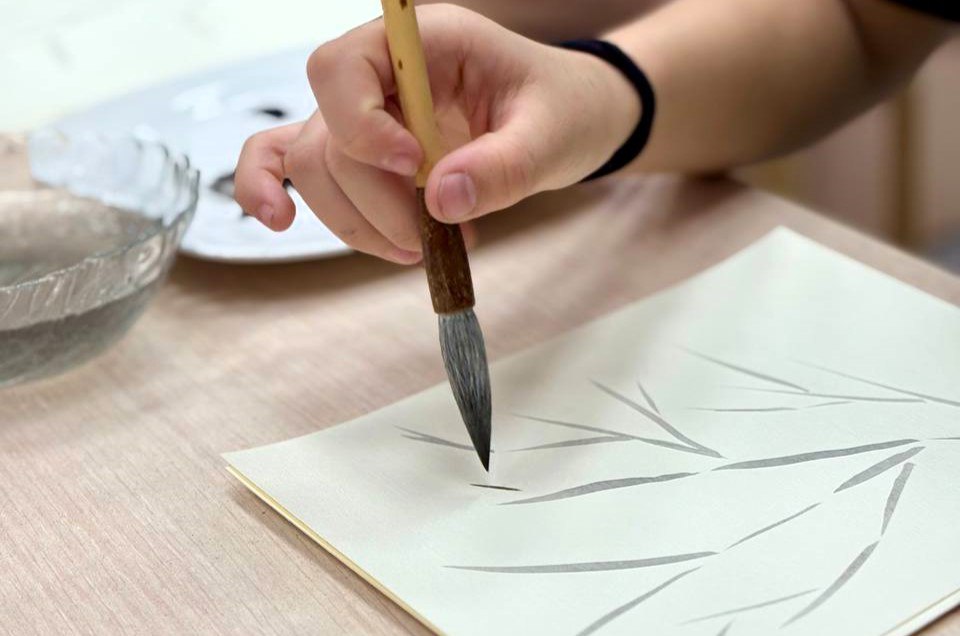 Мытищинцы освоили китайскую живопись Мытищинцы освоили китайскую живопись