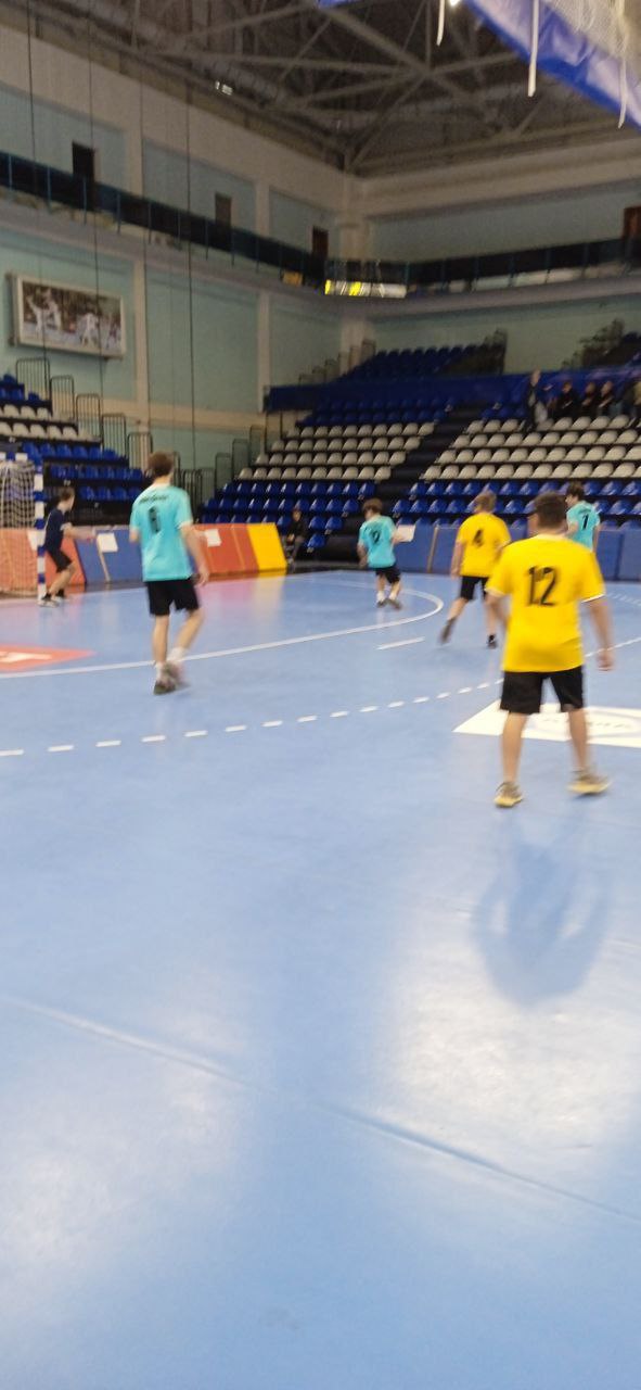 05.11.25 г, во ДС "Олимпийский" м.о. Чехов, состоялись соревнования 2 тура ШСЛ по футзалу