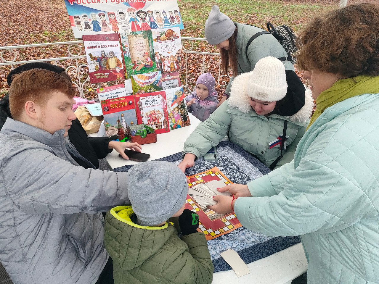 Весело и с пользой провели время жители муниципального округа Чехов вместе с Детской библиотекой Весело и с пользой провели время жители муниципального округа Чехов вместе с Детской библиотекой