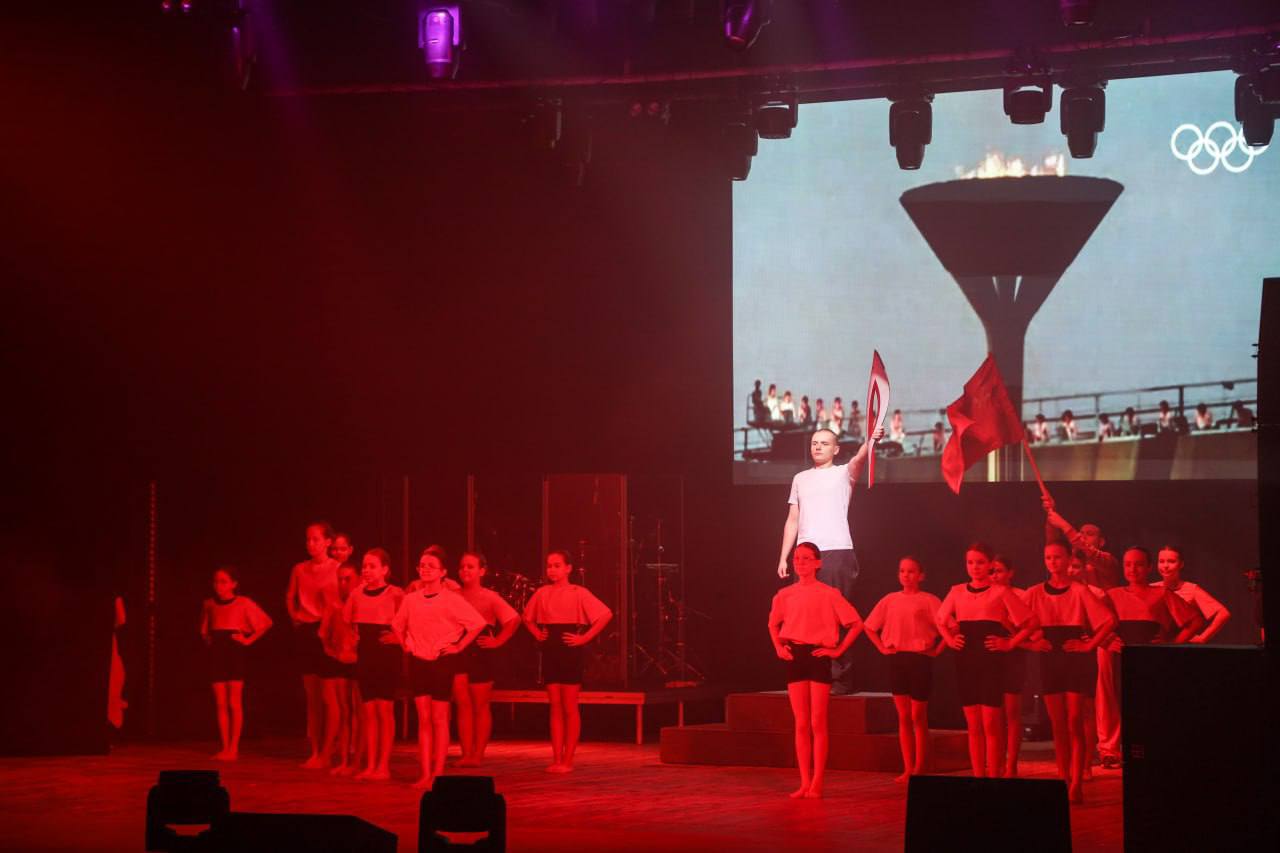 Во Дворце культуры им. Ю.А. Гагарина состоялось торжественное мероприятие, посвященное юбилею Загорского оптико-механического завода Во Дворце культуры им. Ю.А. Гагарина состоялось торжественное мероприятие, посвященное юбилею Загорского оптико-механического завода