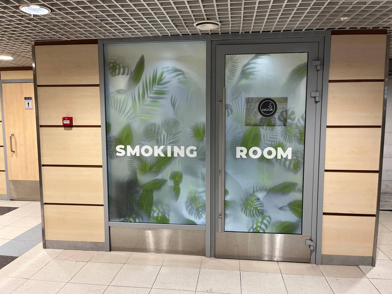 В Домодедово вернули бесплатные курилки на внутренних рейсах