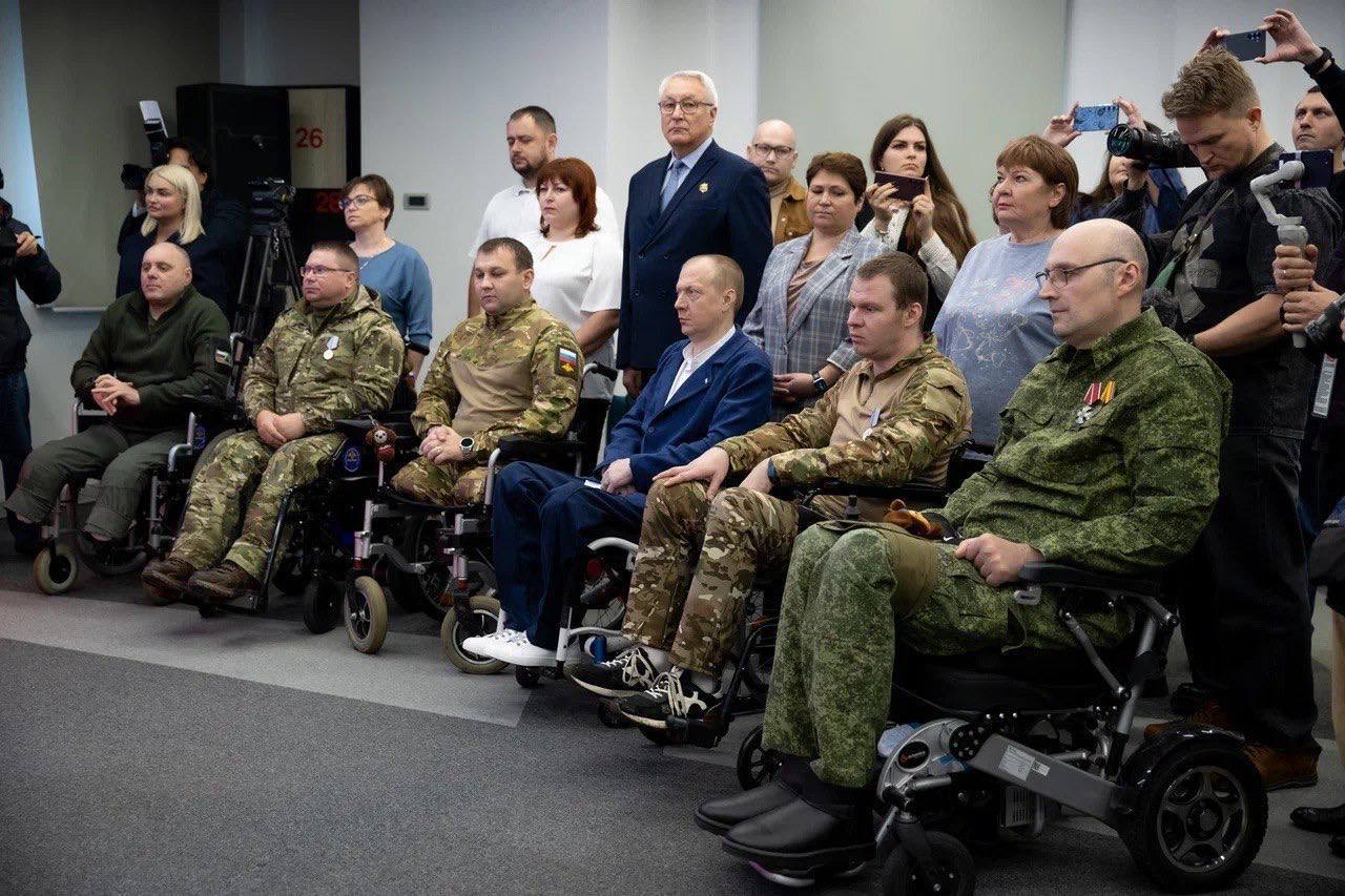 Анна Цивилева: После церемонии открытия муниципального отдела фонда «Защитники Отечества» в Реутове вручила ключи от автомобилей с ручным управлением ветеранам СВО с тяжелой инвалидностью Анна Цивилева: После церемонии открытия муниципального отдела фонда «Защитники Отечества» в Реутове вручила ключи от автомобилей с ручным управлением ветеранам СВО с тяжелой инвалидностью