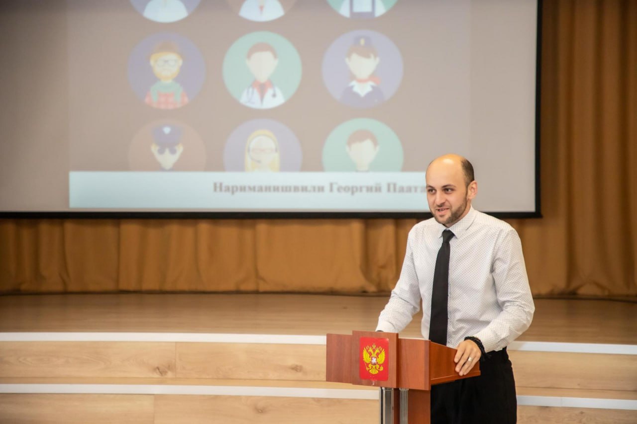 В Образовательном комплексе №3 города Пушкино состоялась встреча участников муниципального кадрового резерва руководителей школ В Образовательном комплексе №3 города Пушкино состоялась встреча участников муниципального кадрового резерва руководителей школ