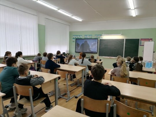 «Ветер перемен». медиацентр МБОУ СОШ Чехов-3, муниципальный округ Чехов «Ветер перемен». медиацентр МБОУ СОШ Чехов-3, муниципальный округ Чехов