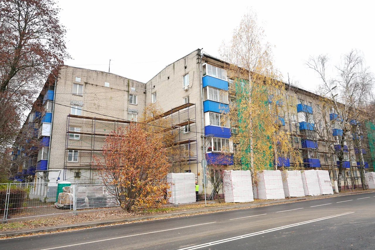 В Мытищах продолжаются работы по капитальному ремонту многоквартирных домов