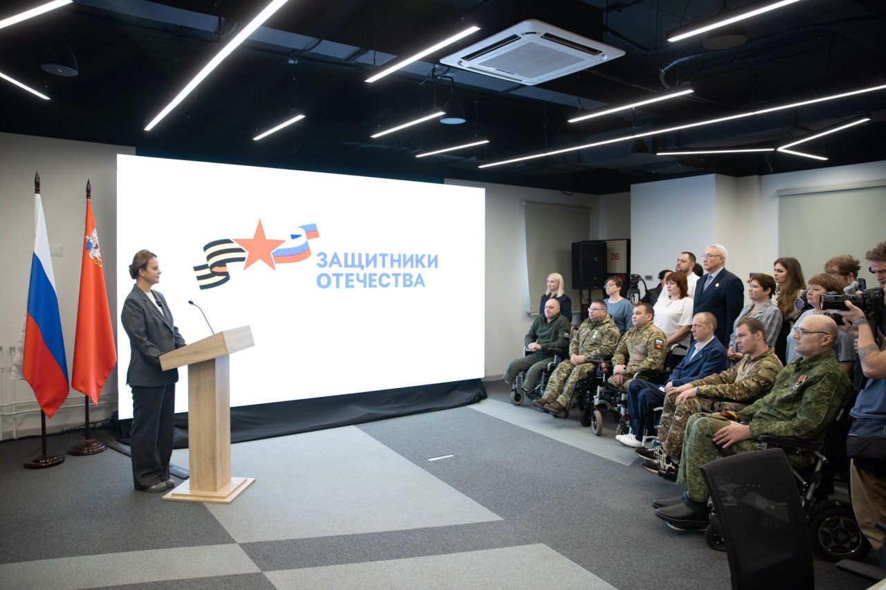 Кавалеру Ордена Мужества из Долгопрудного вручён автомобиль Кавалеру Ордена Мужества из Долгопрудного вручён автомобиль