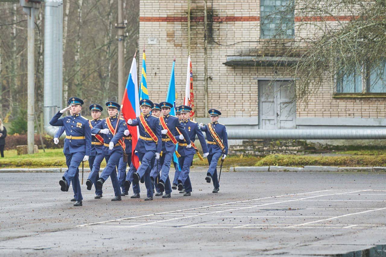 Михаил Собакин: В честь 57-летия со дня образования приветствовал личный состав и командира воинской части Чернецкое полковника Сергея Анатольевича Скворцова Михаил Собакин: В честь 57-летия со дня образования приветствовал личный состав и командира воинской части Чернецкое полковника Сергея Анатольевича Скворцова