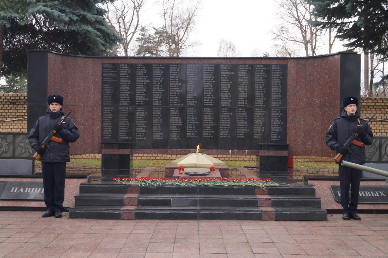 В ЦПП ГУ МВД России по Московской области (г. Видное-2) прошла встреча руководства подмосковного Главка МВД России с членами семей погибших сотрудников В ЦПП ГУ МВД России по Московской области (г. Видное-2) прошла встреча руководства подмосковного Главка МВД России с членами семей погибших сотрудников