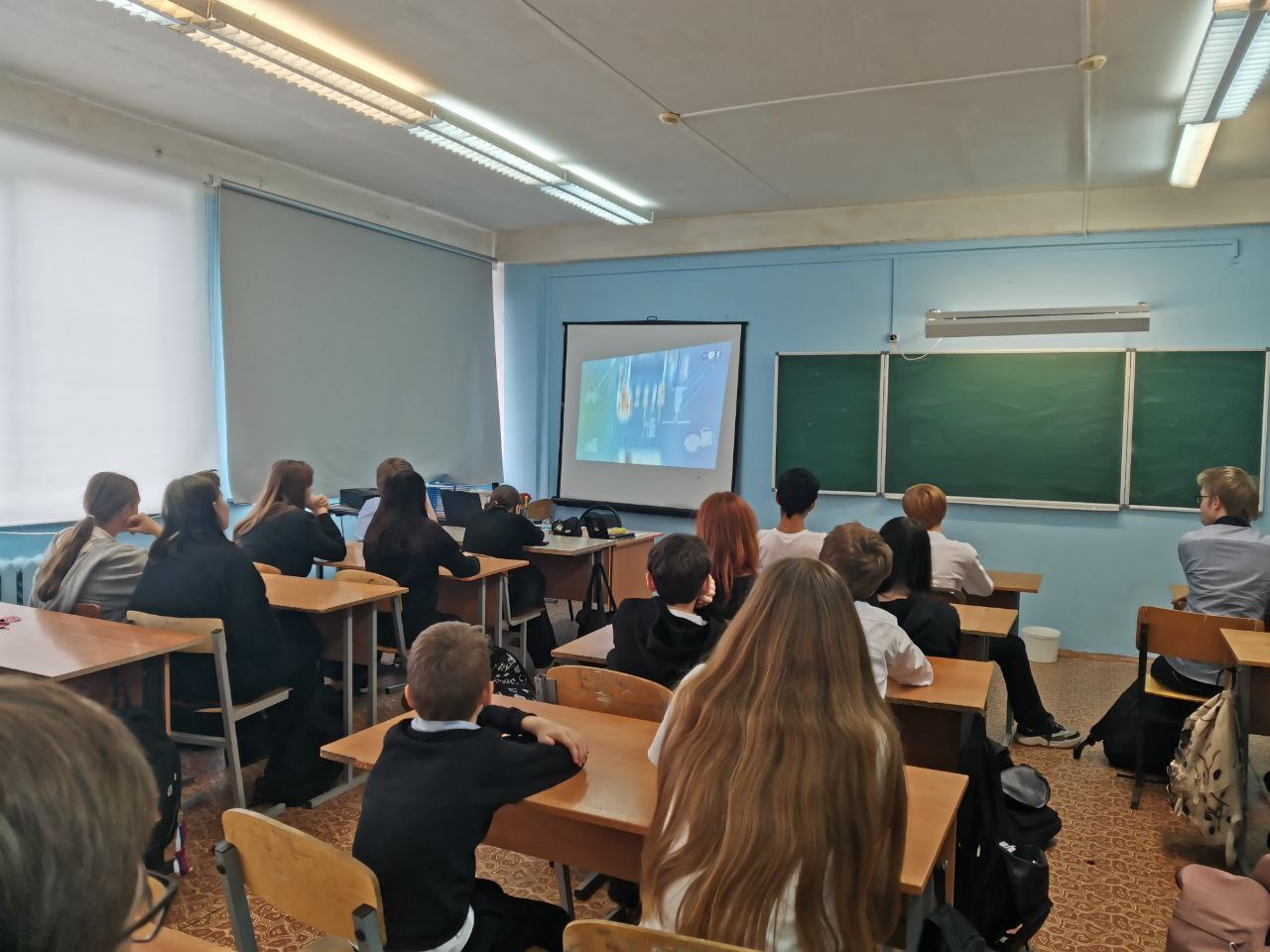 Россия - мои горизонты. 6 ноября в нашей школе состоялось занятие профориентационного курса «Россия — мои горизонты» Россия - мои горизонты. 6 ноября в нашей школе состоялось занятие профориентационного курса «Россия — мои горизонты»