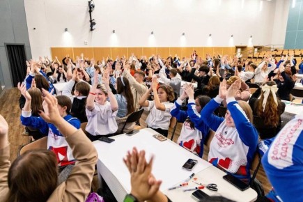 Учащаяся 9 класса Центра образования «Богородский» Иванова Наталья одержала блестящую победу в конкурсе амбассадоров движения «Волонтеры Подмосковья»