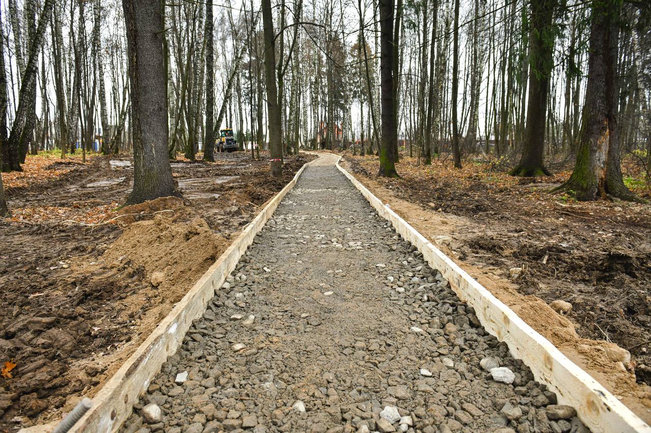 Как проходит благоустройство нового сквера в квартале Свистуха? Как проходит благоустройство нового сквера в квартале Свистуха?