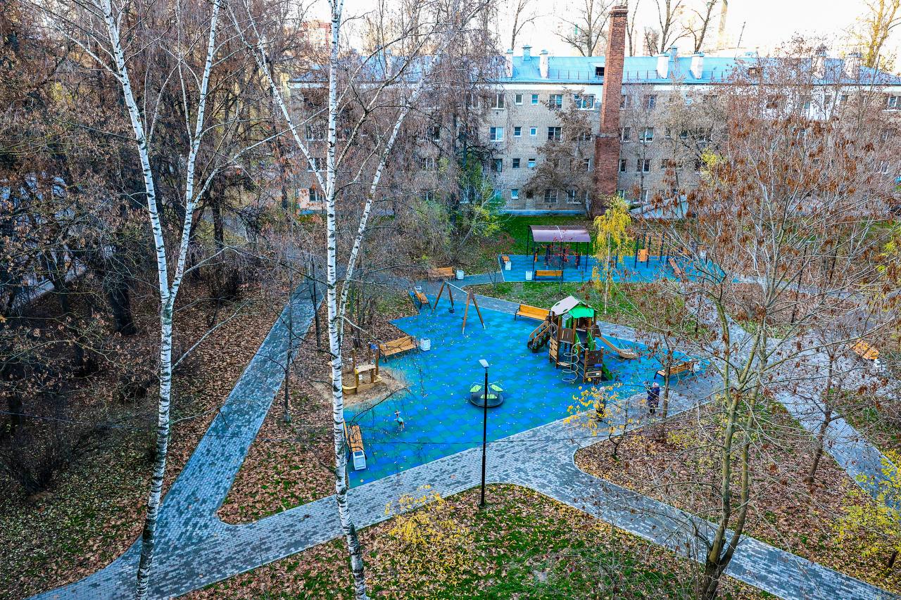 Юлия Купецкая: Благоустроили дворовую территорию на Олимпийском проспекте у корпусов 3, 4, 5 и 7 дома №15 Юлия Купецкая: Благоустроили дворовую территорию на Олимпийском проспекте у корпусов 3, 4, 5 и 7 дома №15