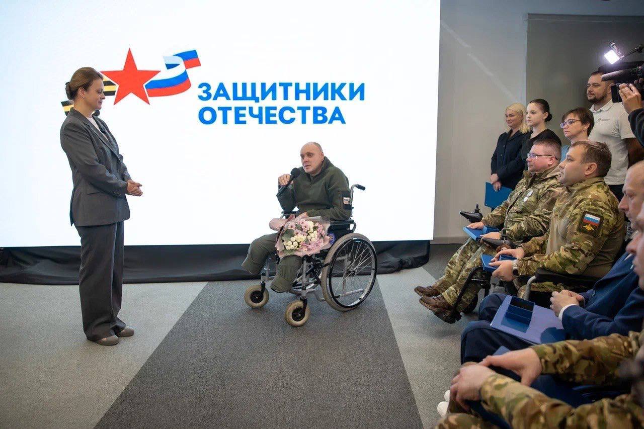 Анна Цивилева: После церемонии открытия муниципального отдела фонда «Защитники Отечества» в Реутове вручила ключи от автомобилей с ручным управлением ветеранам СВО с тяжелой инвалидностью Анна Цивилева: После церемонии открытия муниципального отдела фонда «Защитники Отечества» в Реутове вручила ключи от автомобилей с ручным управлением ветеранам СВО с тяжелой инвалидностью