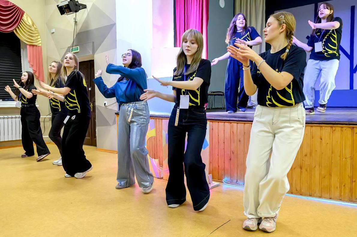 160участников собрал молодежный просветительский форум «Точка развития» 160участников собрал молодежный просветительский форум «Точка развития»