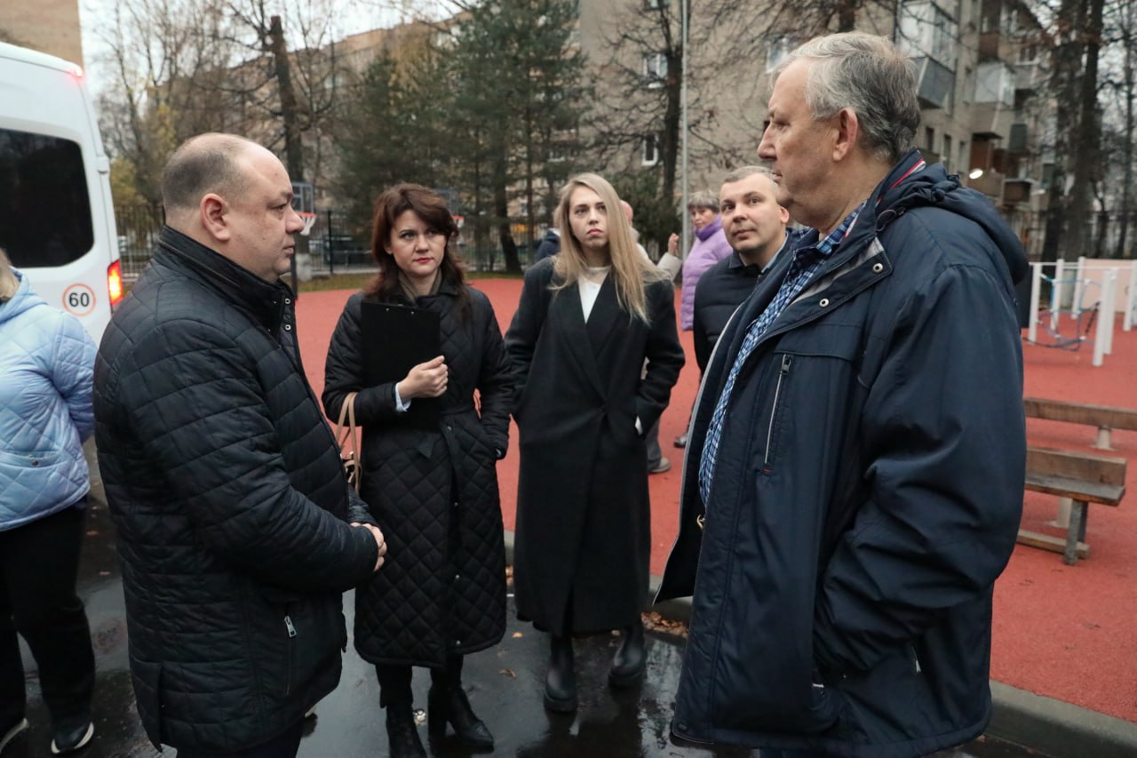 Традиционный утренний выезд на строительные площадки Традиционный утренний выезд на строительные площадки