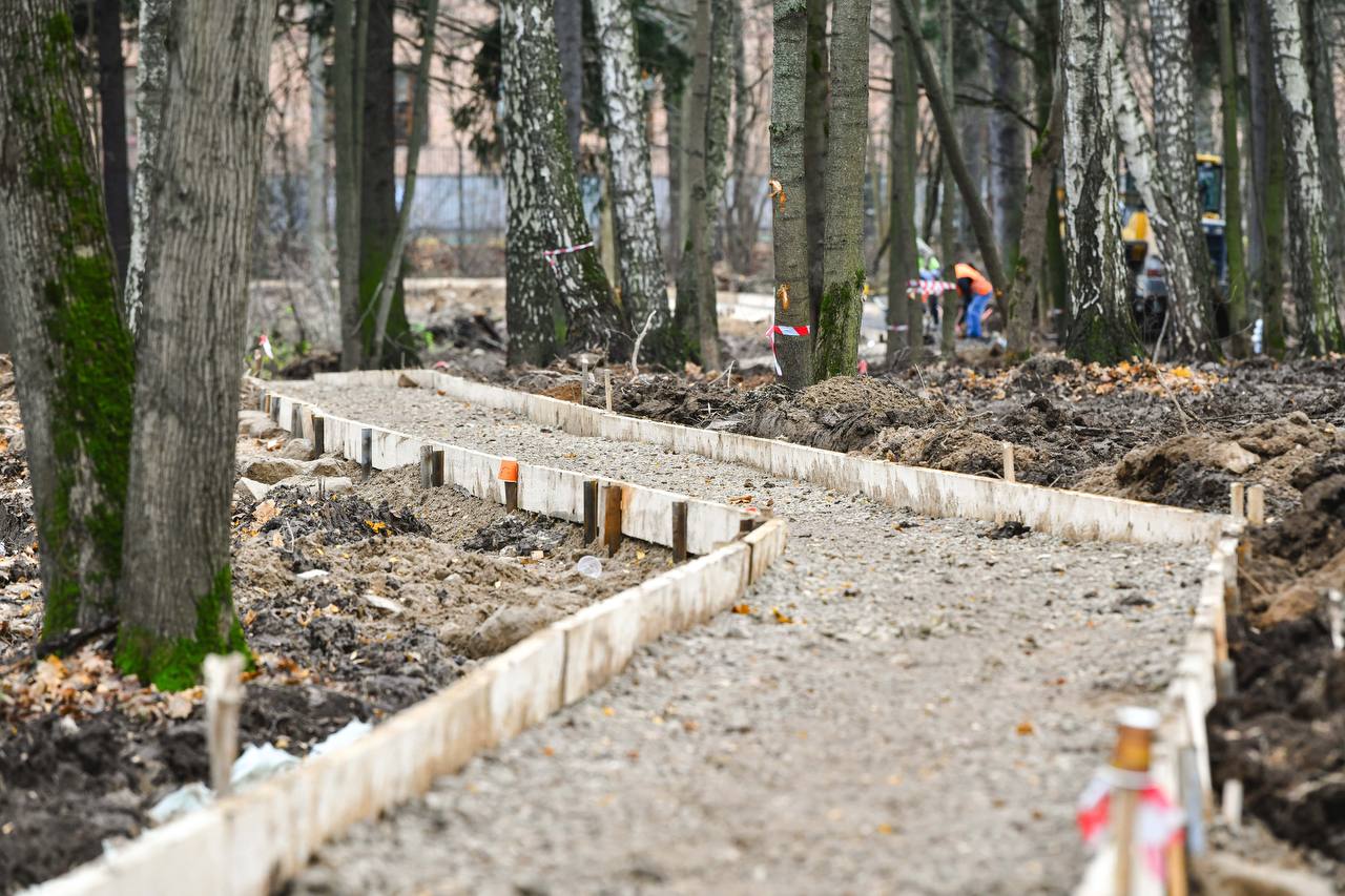 Как проходит благоустройство нового сквера в квартале Свистуха? Как проходит благоустройство нового сквера в квартале Свистуха?