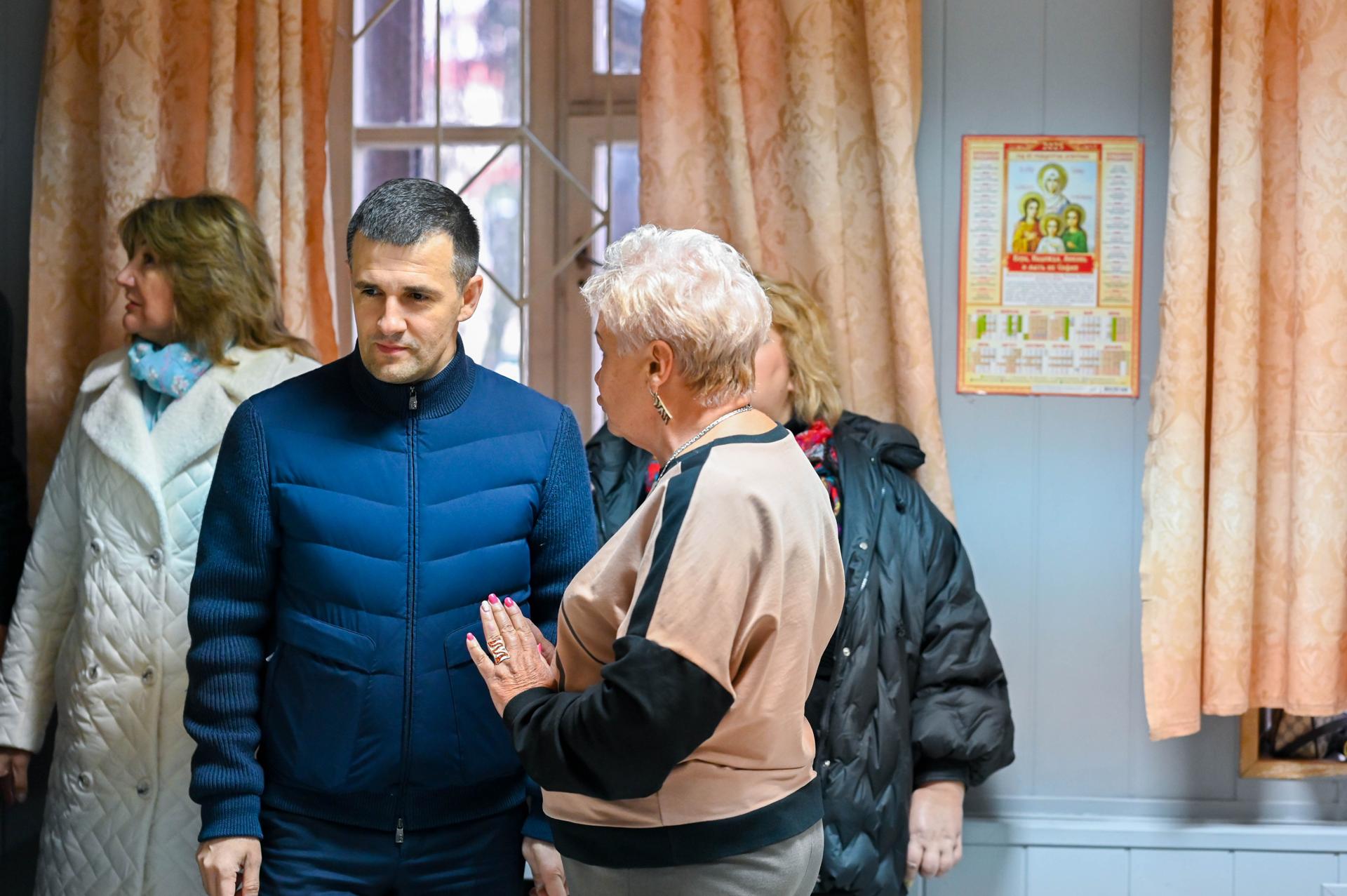 Глава Ленинского городского округа Станислав Каторов совместно со своими заместителями и руководителями профильных управлений администрации посетил с рабочим визитом поселок Володарского, в ходе которого проинспектировал... Глава Ленинского городского округа Станислав Каторов совместно со своими заместителями и руководителями профильных управлений администрации посетил с рабочим визитом поселок Володарского, в ходе которого проинспектировал...