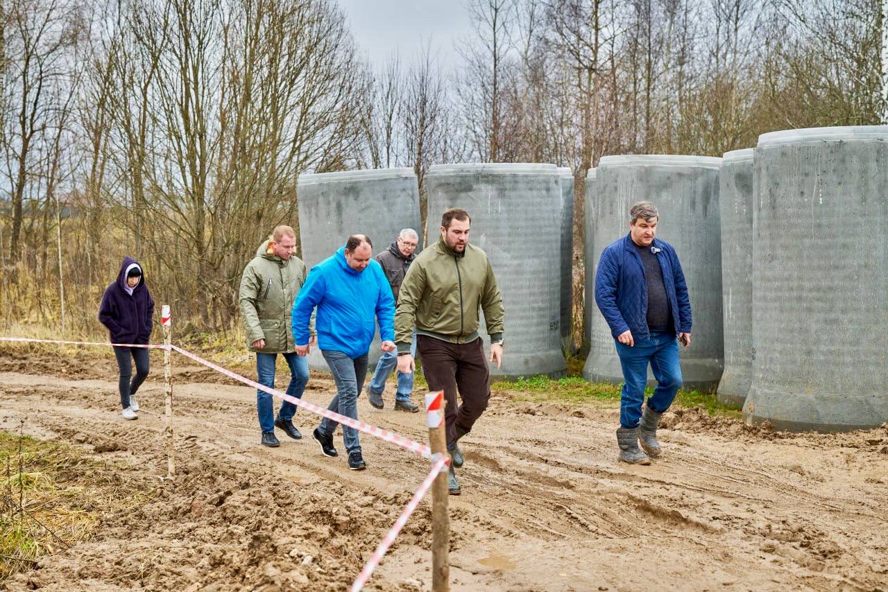 Михаил Собакин: Проконтролировал ход работ по капитальному ремонту плотины в деревне Капустино Михаил Собакин: Проконтролировал ход работ по капитальному ремонту плотины в деревне Капустино