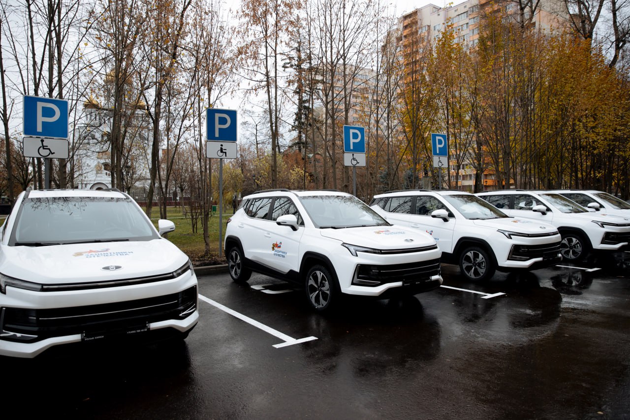 Кавалеру Ордена Мужества из Долгопрудного вручён автомобиль Кавалеру Ордена Мужества из Долгопрудного вручён автомобиль