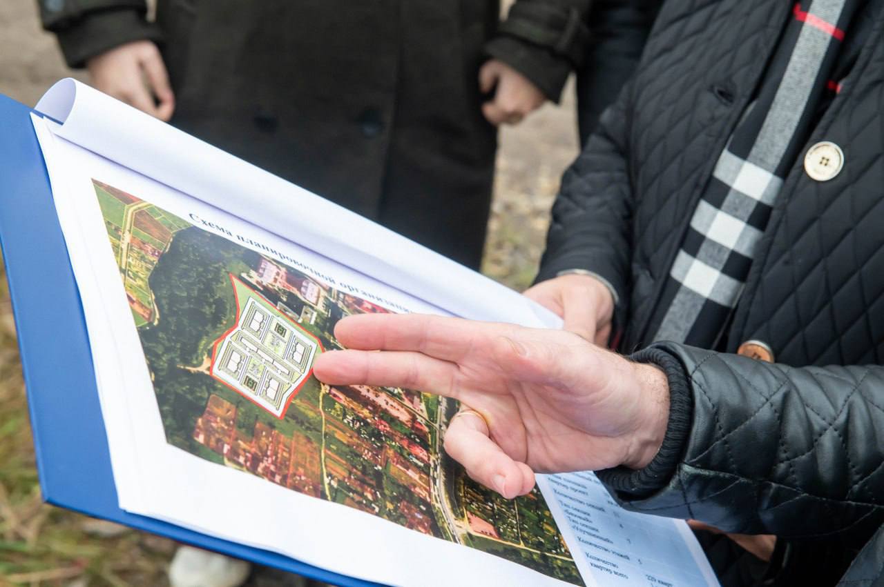 Татьяна Витушева: В рамках рабочего выезда в Новопетровское осмотрела территорию, где в целях реализации государственной программы переселения граждан из аварийного жилищного фонда запланировано строительство нового... Татьяна Витушева: В рамках рабочего выезда в Новопетровское осмотрела территорию, где в целях реализации государственной программы переселения граждан из аварийного жилищного фонда запланировано строительство нового...