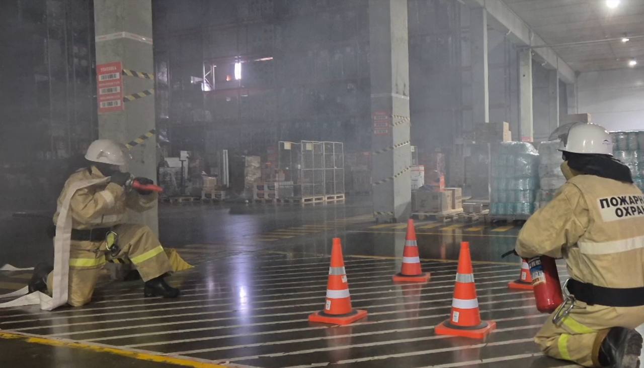 На территории комплекса «Атлант-парк» проведены учения добровольных пожарных На территории комплекса «Атлант-парк» проведены учения добровольных пожарных